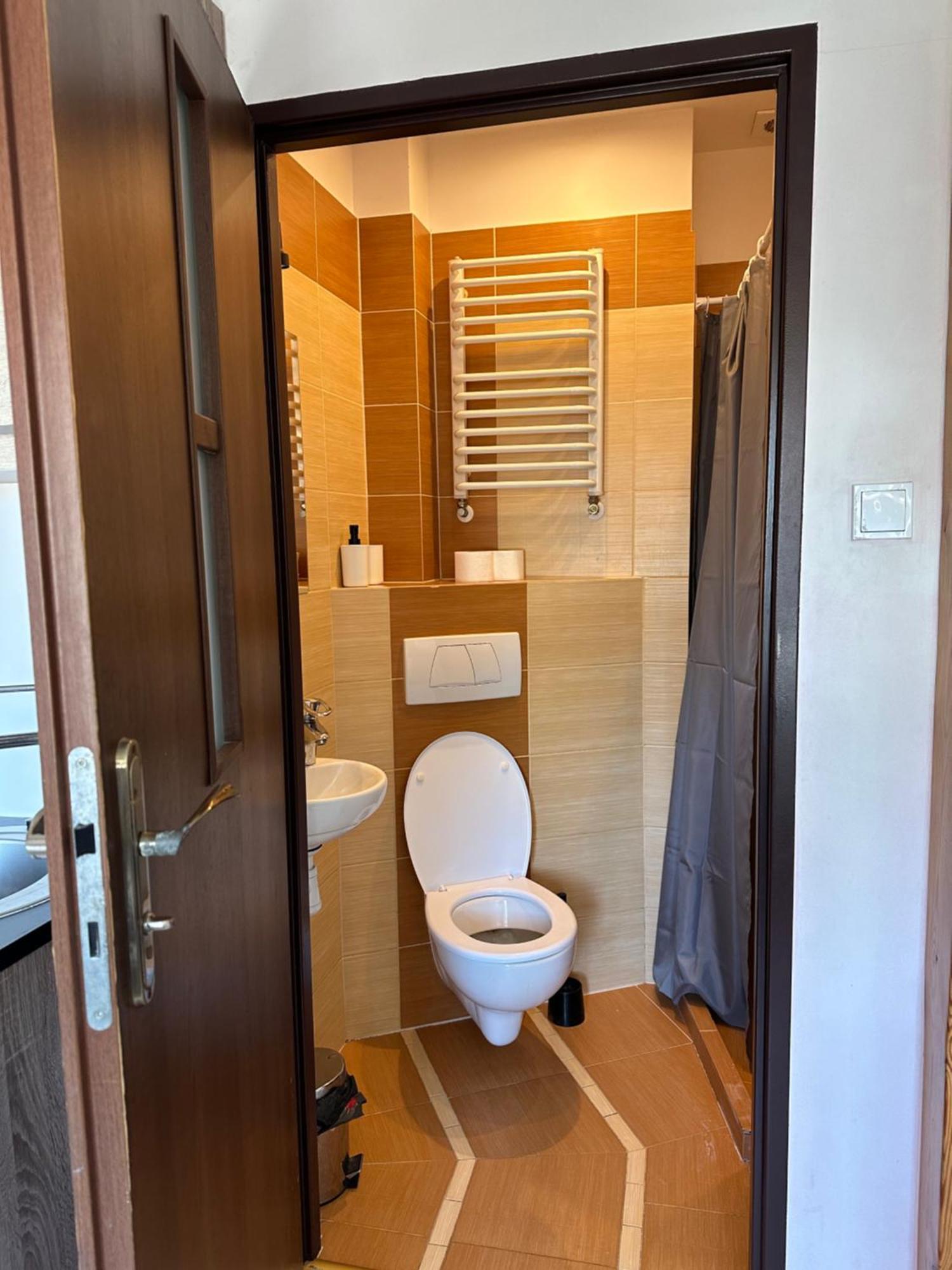 Teligi 4 4 Apartment