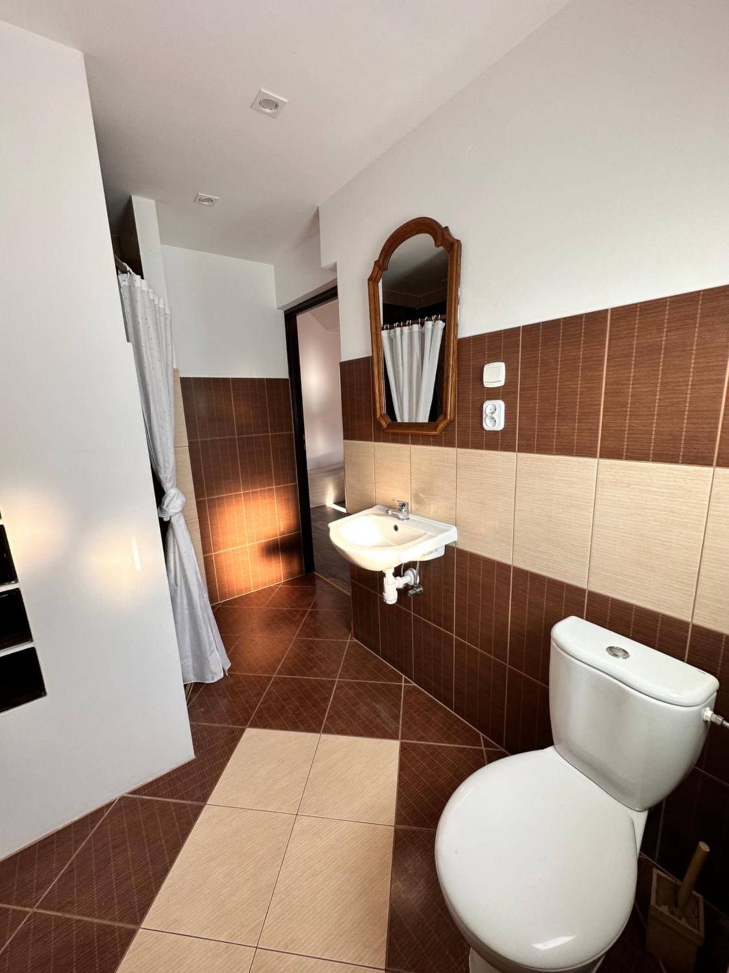 Teligi 4 4 Apartment